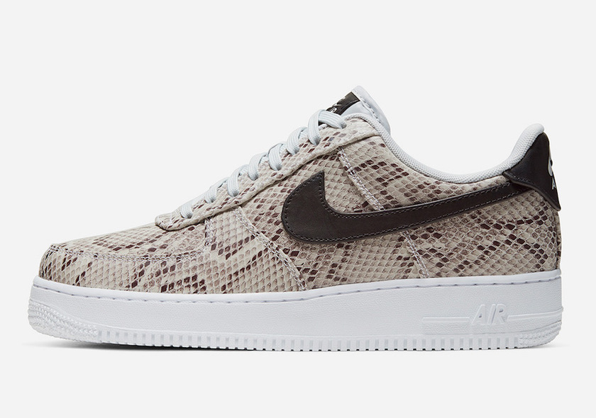 满眼华丽蛇纹!这双 Air Force 1 很狂野!