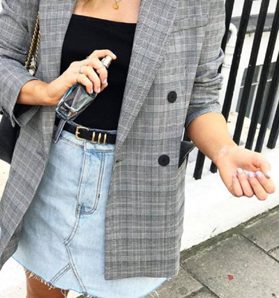 浅灰小西服搭配技巧 5个小技巧让你不一样