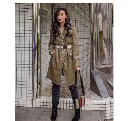 小个子不能穿大衣?看158cm的荷兰亚裔博主LEVI教你如何穿大衣