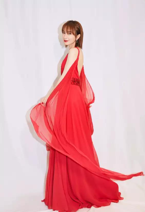 吴昕的四位异性闺蜜,三位把她宠上天,而他才是吴昕背后的靠山