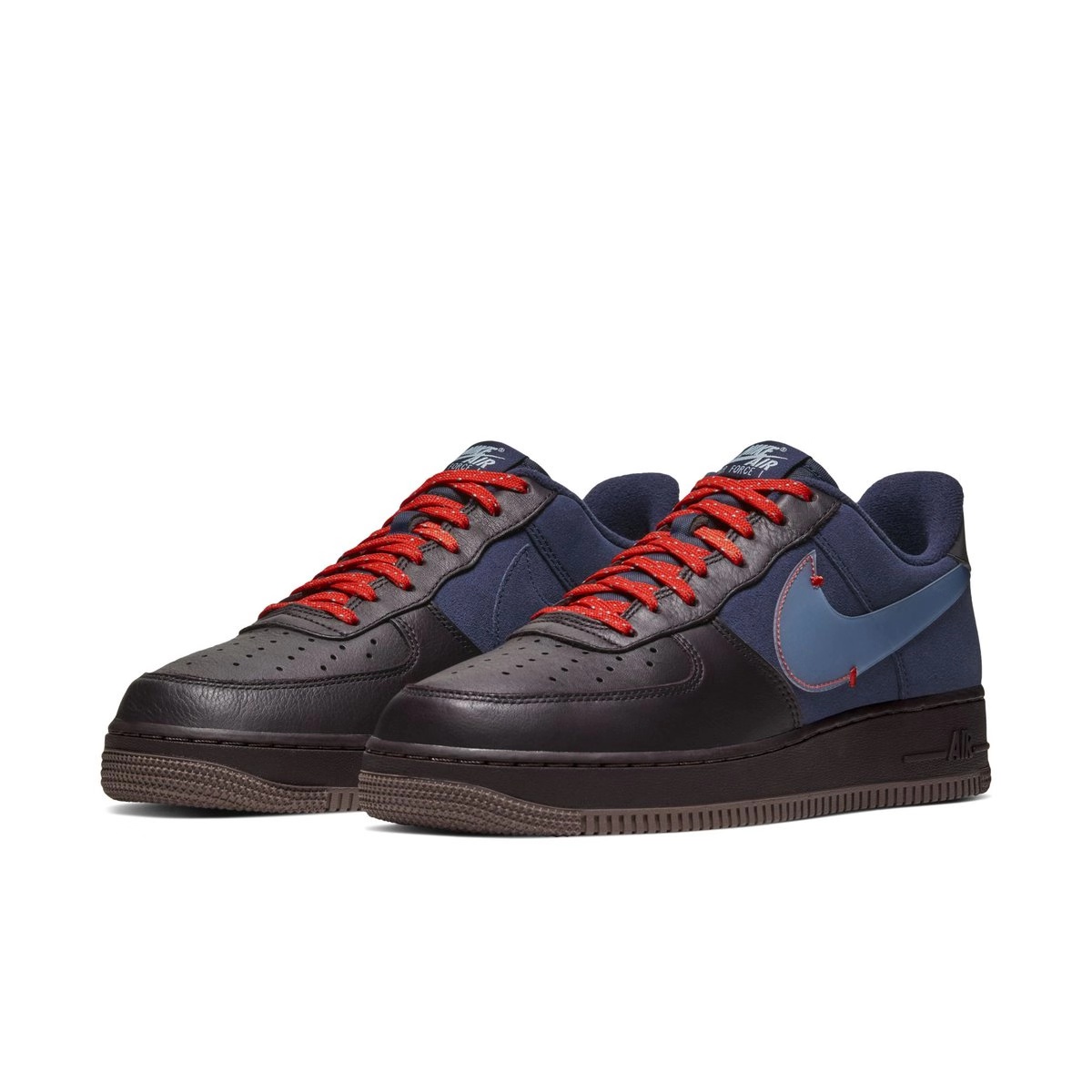 质感颜值皆在线!全新 Air Force 1 PRM 首度曝光!