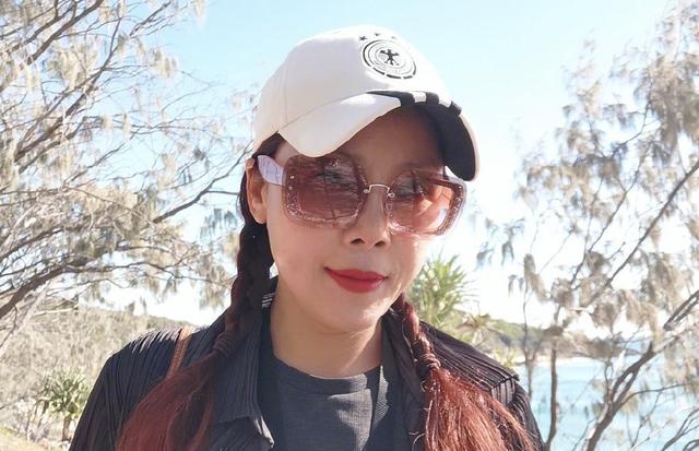 那英出道时她已爆火,一夜之间从歌坛消失,53岁田震近况如何?