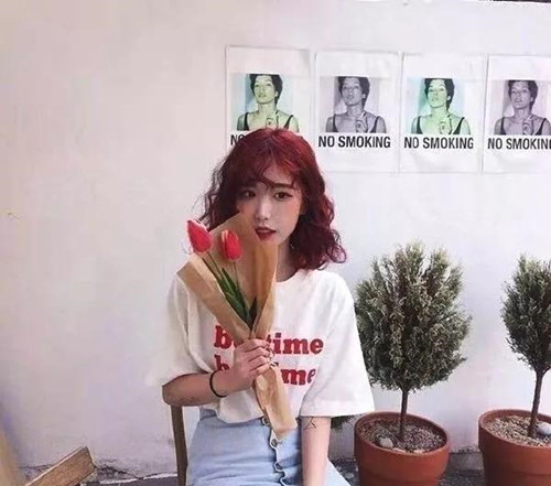 沙发发质的禁忌发型 你可千万别碰小卷发