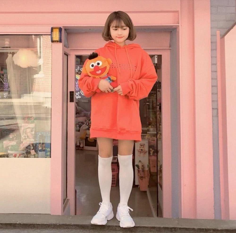 微胖小个子女生怎么穿?只有选对了适合自己的穿搭才能显瘦高还好看