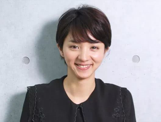 想要好看还有气质的日系短发?跟这6位日本女神学就对了