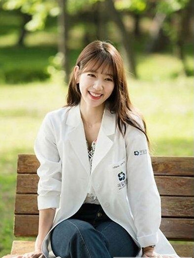 女生斜刘海有几种类型 这四款刘海最受欢迎