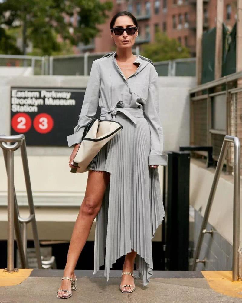 秋冬想要有温柔感,从这2个方面去选单品准没错