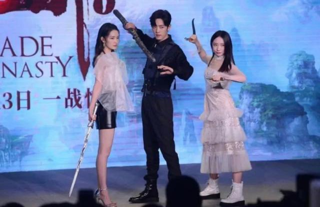 演员与爱豆之间的“壁”,就这么被吴宣仪和陈立农给消了?