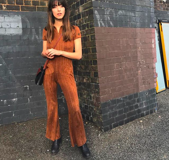 这位巴黎的时尚博主，用3种单品轻松穿出法式风情