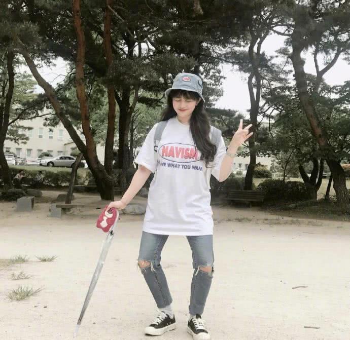 微胖小个子女生怎么穿?只有选对了适合自己的穿搭才能显瘦高还好看