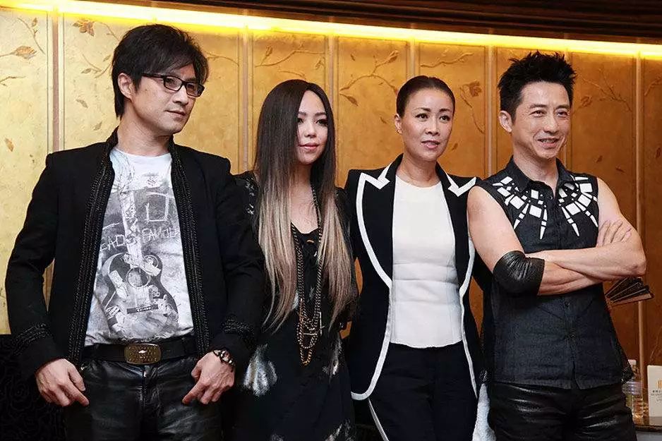 脚踹偷拍者？其实那英这些年的彪悍“事迹”不止这些