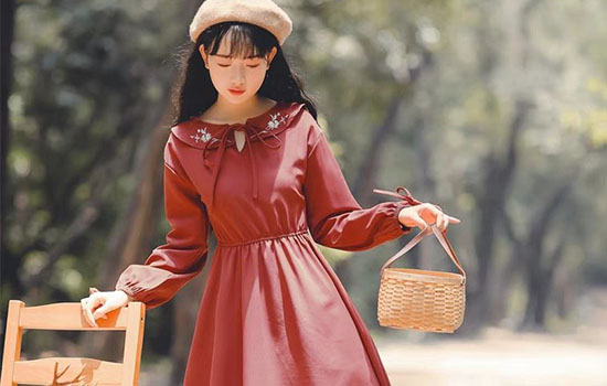 140斤胖女生适合穿什么裙子