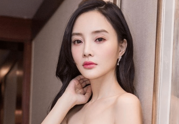 继李小璐之后,又一女明星被爆“出轨”,比马蓉还难以形容!