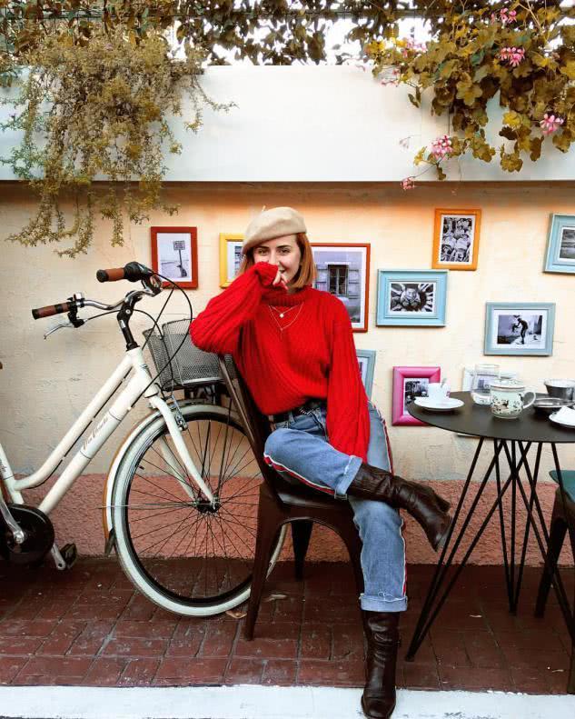 圆脸女生的秋日发型指南,短发是气质最佳选,显脸瘦很文艺