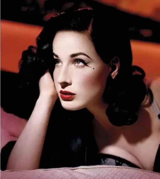 韩国眼角痣妆怎么化 简单4步轻松搞定