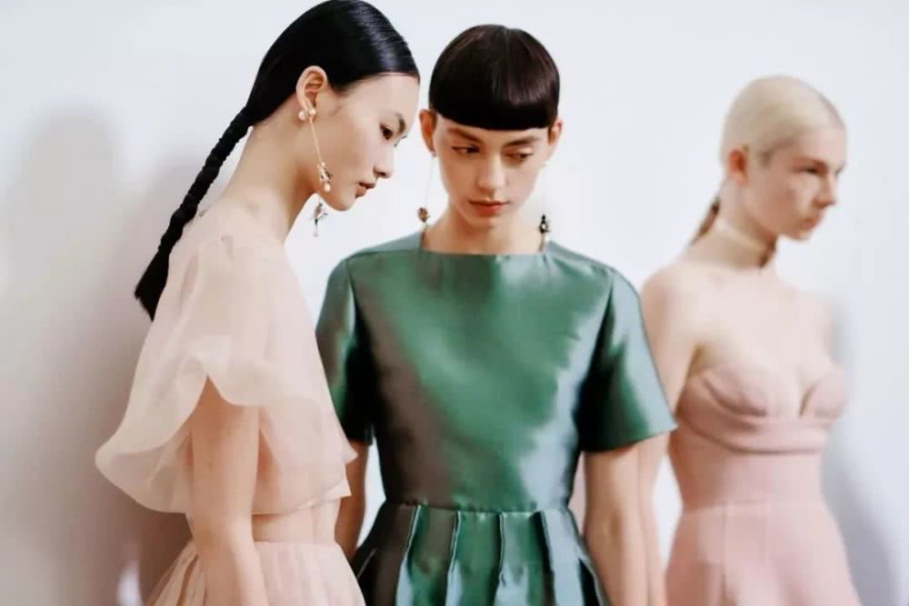 又是一波能让你美上天的神仙发色