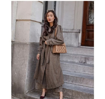 小个子不能穿大衣?看158cm的荷兰亚裔博主LEVI教你如何穿大衣