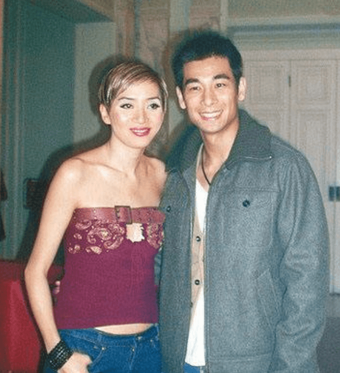 梅艳芳穿着婚纱睡在刘德华的怀中离去,得知婚纱里秘密后让人泪崩