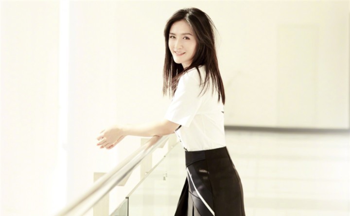 谢娜弟弟想出道,谢娜对他说的一番话,网友:实力打脸范冰冰!