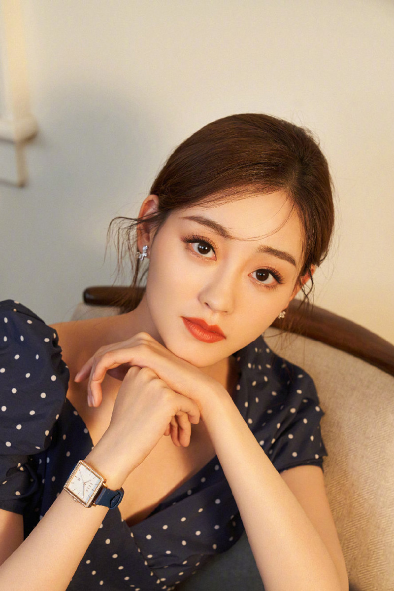 祝绪丹温婉动人写真图片