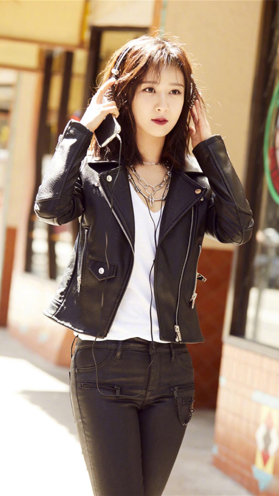 网爆赵丽颖冯绍峰伴郎伴娘阵容，你觉得可靠么