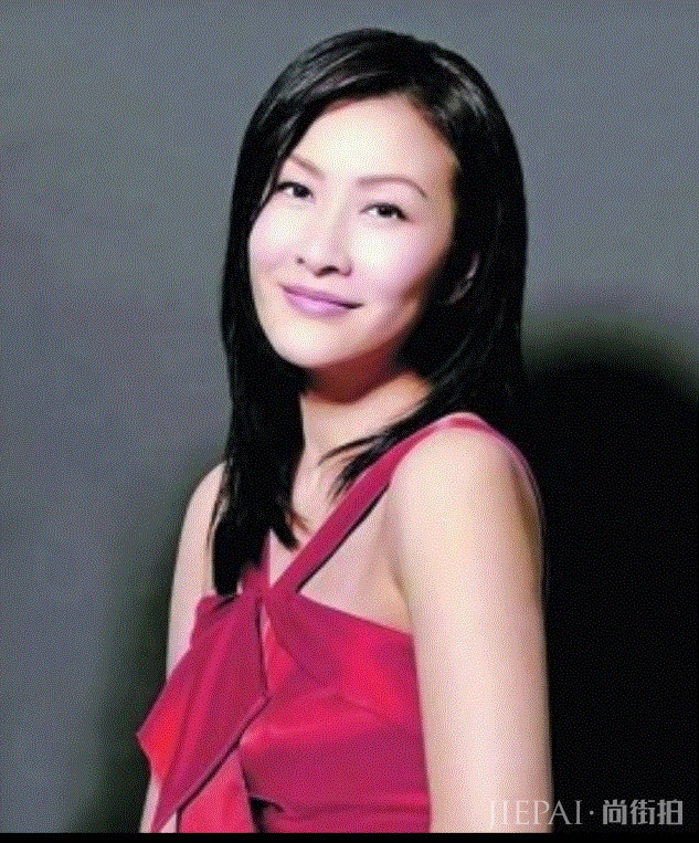 陈慧珊近照有点发福，嫁大11岁经纪人，老公破产后无奈复出