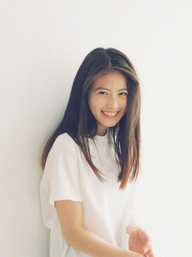 金田美樱再次爆红,继石原里美后成为新一代宅男女神