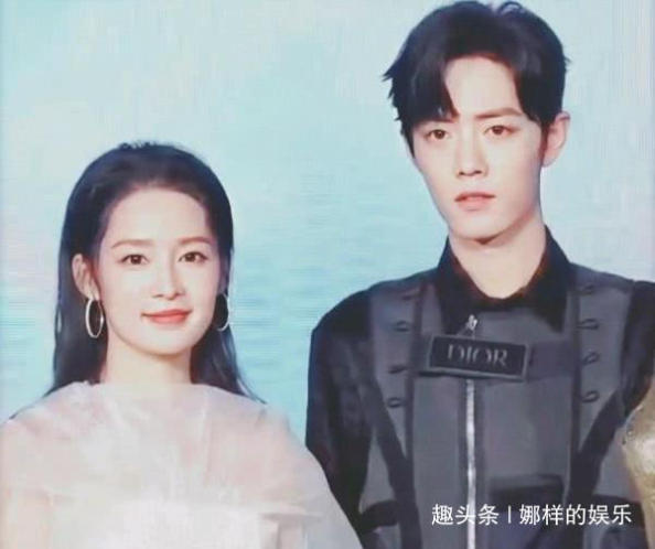 肖战搂李沁脖子,开启小“奶狗”模式,沁沁直言会传绯闻