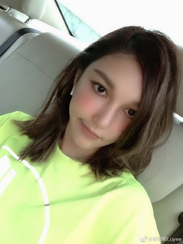 摄影师张梁胜诉，薛之谦人设崩塌再添锤，曾晒证据力挺李雨桐