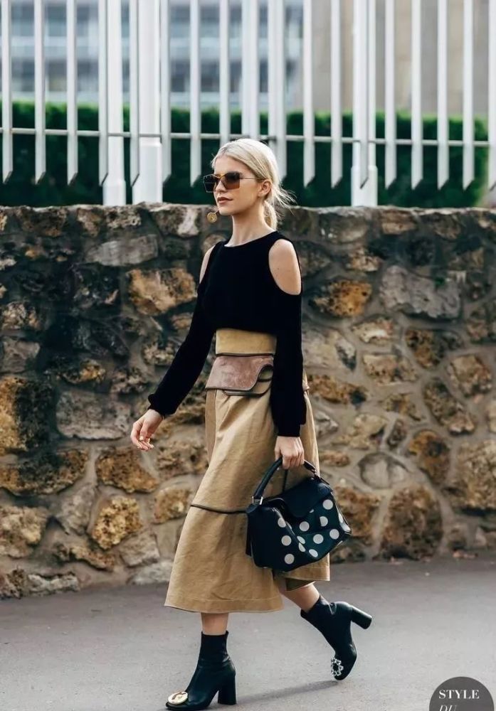 2019秋天这些颜色真的火，穿上就让你和其他人不一样