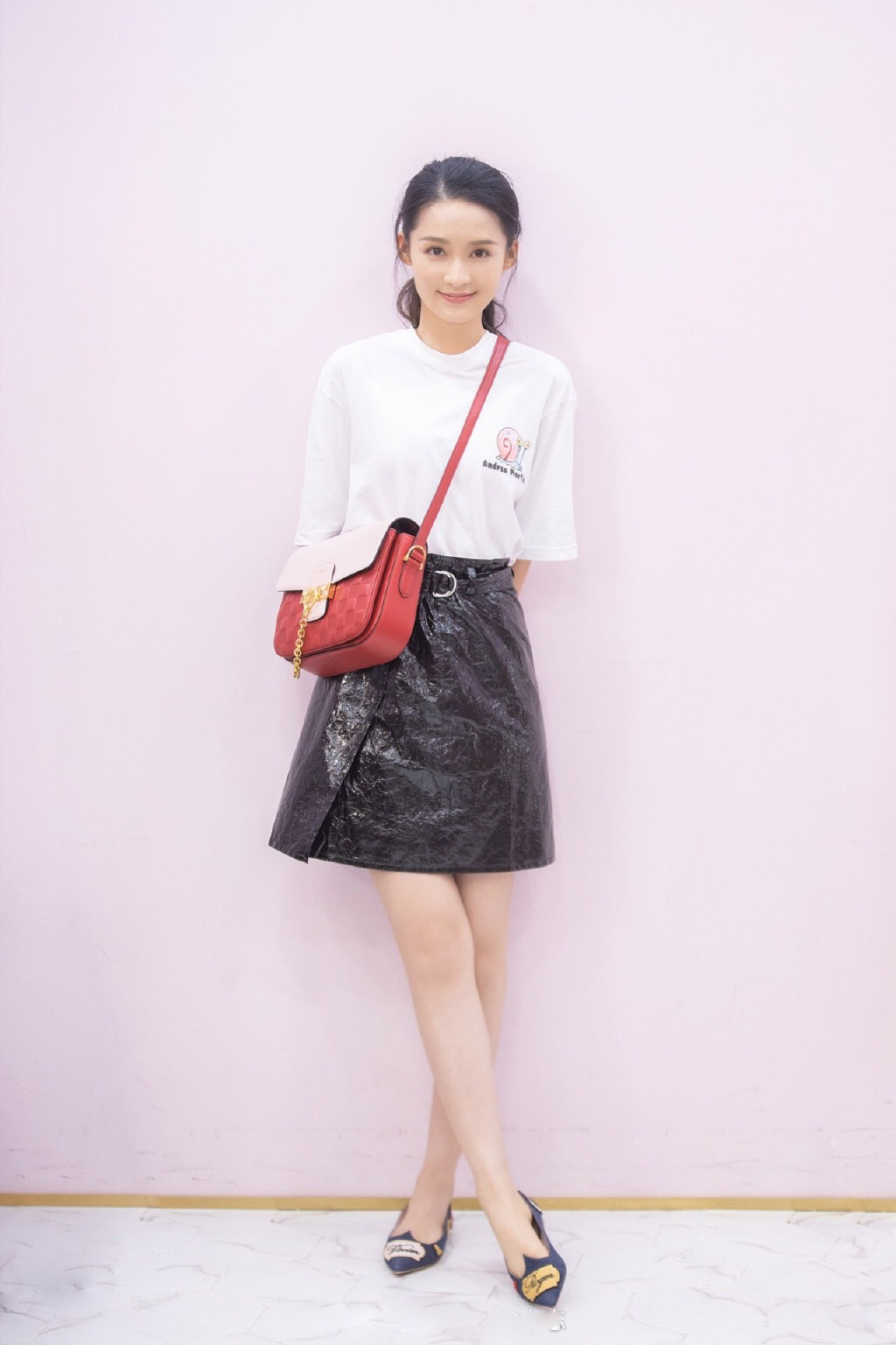 李沁清纯仙气写真图片