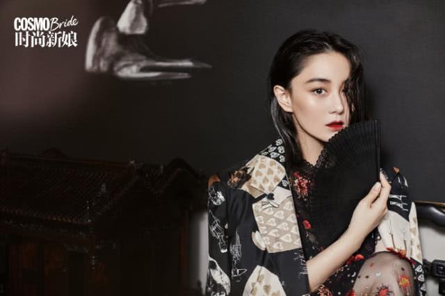 张馨予拍《时尚新娘》大片撞脸姚笛?气场全开,性感撩人!