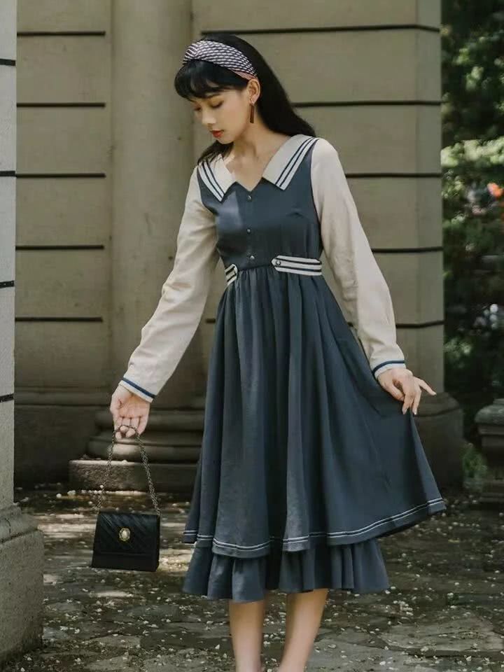 秋天来一件法式长裙,让你做复古风女孩