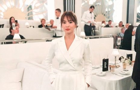 未忘情?韩媒曝宋慧乔离婚后浏览宋仲基照片,粉丝感慨难怪会暴瘦