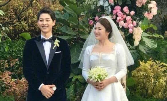 未忘情?韩媒曝宋慧乔离婚后浏览宋仲基照片,粉丝感慨难怪会暴瘦