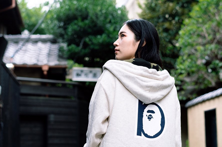 猿人女孩来了,A BATHING APE® 全新 “b”系列有什么亮点?