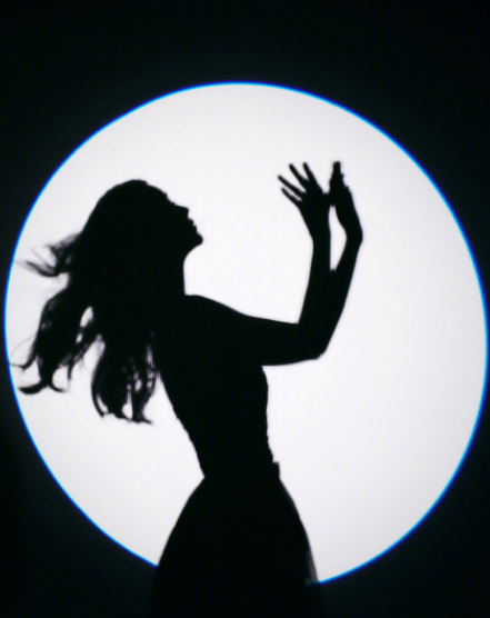 Angelababy开启撩人模式,变身美少女战士水冰月,网友:美得冒泡