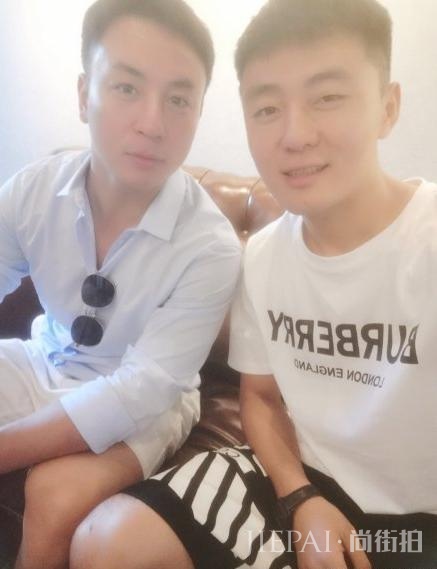 31岁释小龙近照曝光，发际后移额头光亮，网友：真的老了！