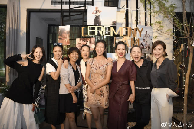 胡军女儿成人礼嘉宾阵容强大，诺一罕见露面，长大变样快要认不出