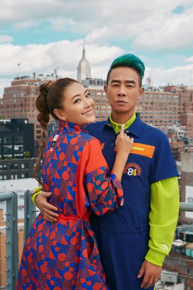 陈小春应彩儿拍时尚照片,应采儿蛇蝎辫太少女,陈小春绿发也很吸睛