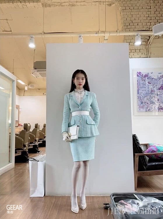 《德鲁纳酒店》IU的造型师,高贵服装造型全靠这位幕后功臣