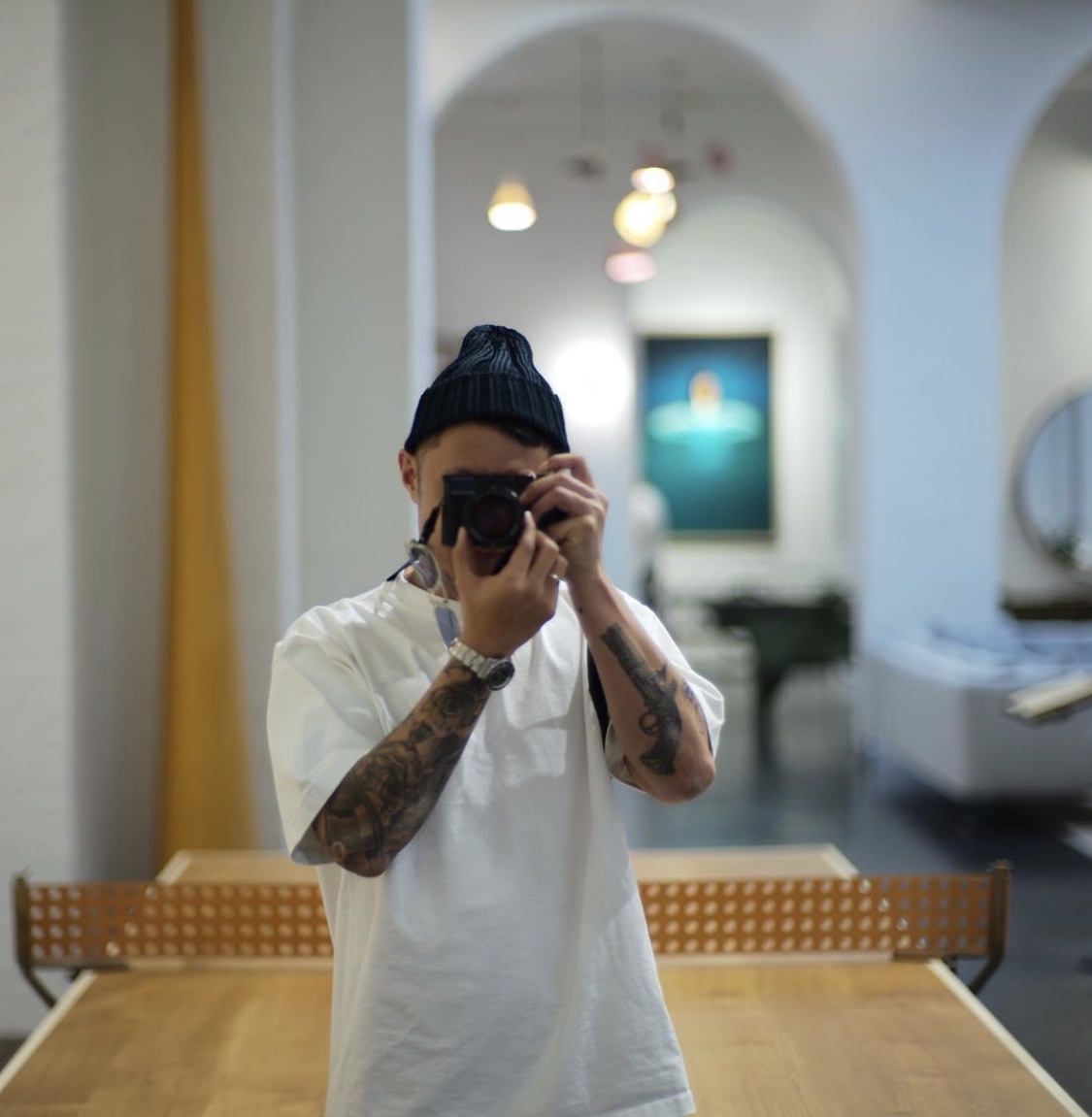 六叔纽约休闲度假已开启！日常上身穿搭依旧帅翻天！