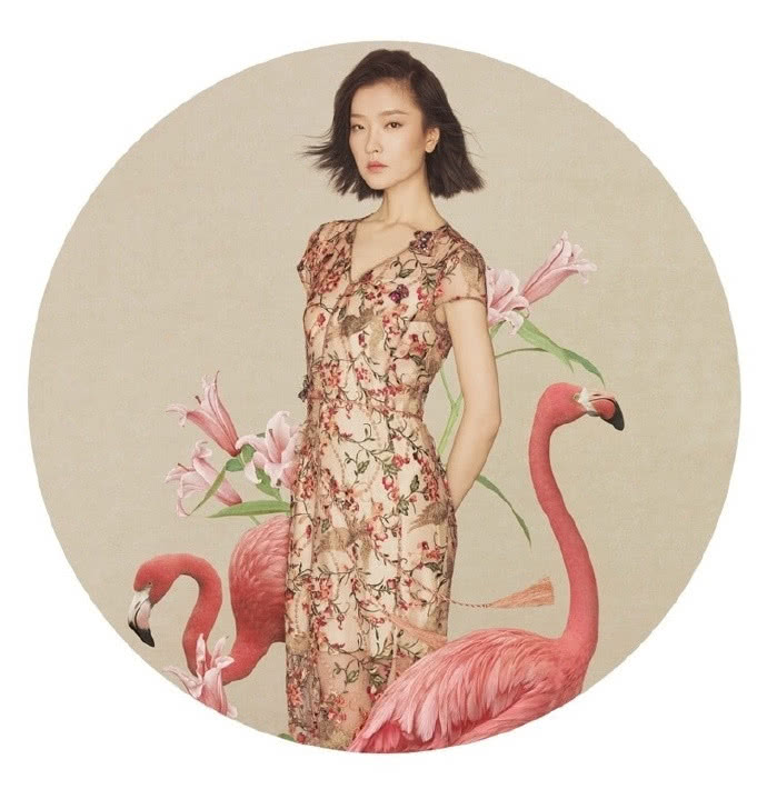 中国风镜头下的女星：刘亦菲楚楚动人，刘雯不愧是“国模之光”