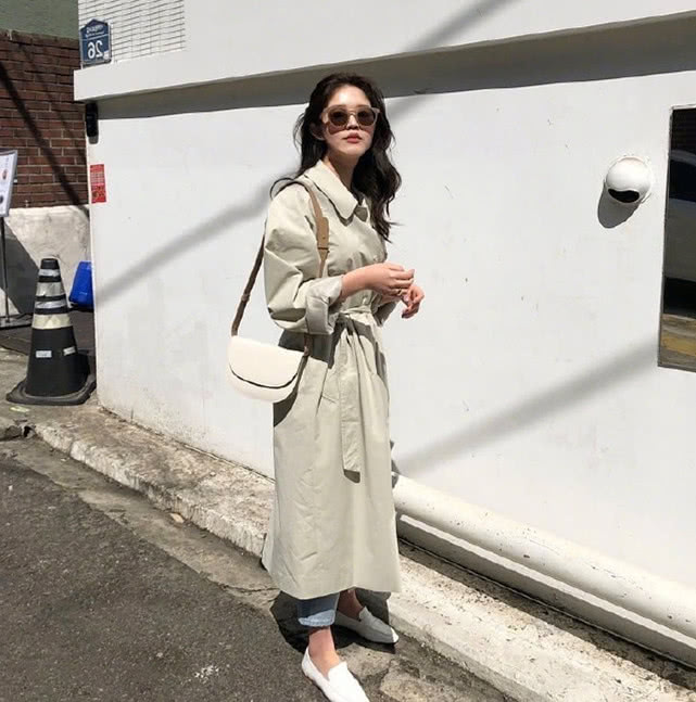 日常显气质的9套穿搭，舒适又惬意，演绎经典美