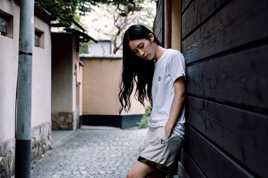 猿人女孩来了,A BATHING APE® 全新 “b”系列有什么亮点?