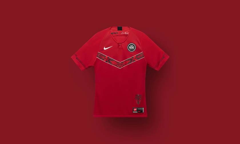 英雄联盟 LPL 队服由 Nike 设计！？下月首次亮相！