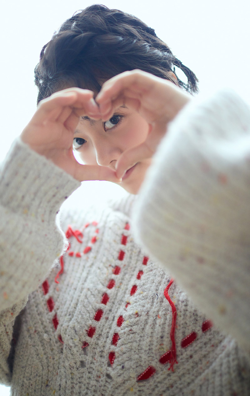 赵今麦清新可爱元气风格写真图片