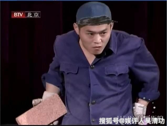 赵本山徒弟丫蛋被求婚后首次亮相，红光满面气色佳，未婚夫却没来