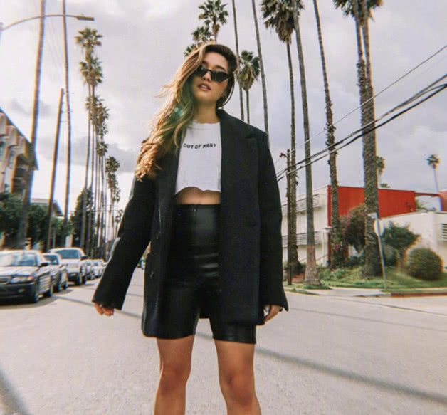 日常显气质的9套穿搭，舒适又惬意，演绎经典美