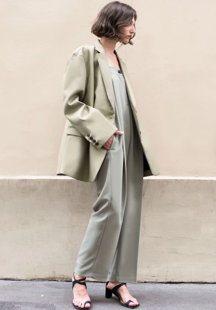 2019秋天这些颜色真的火，穿上就让你和其他人不一样